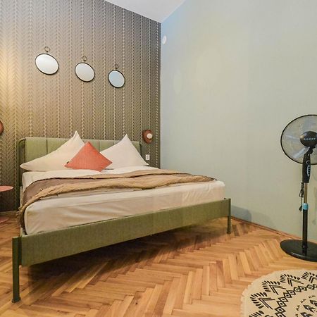 Appartamento Celebration Flat By Ruterra Praga Esterno foto