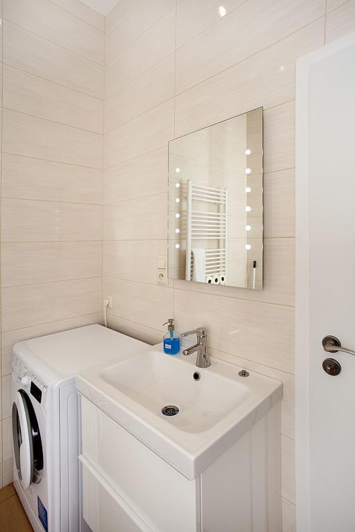 Appartamento Celebration Flat By Ruterra Praga Camera foto