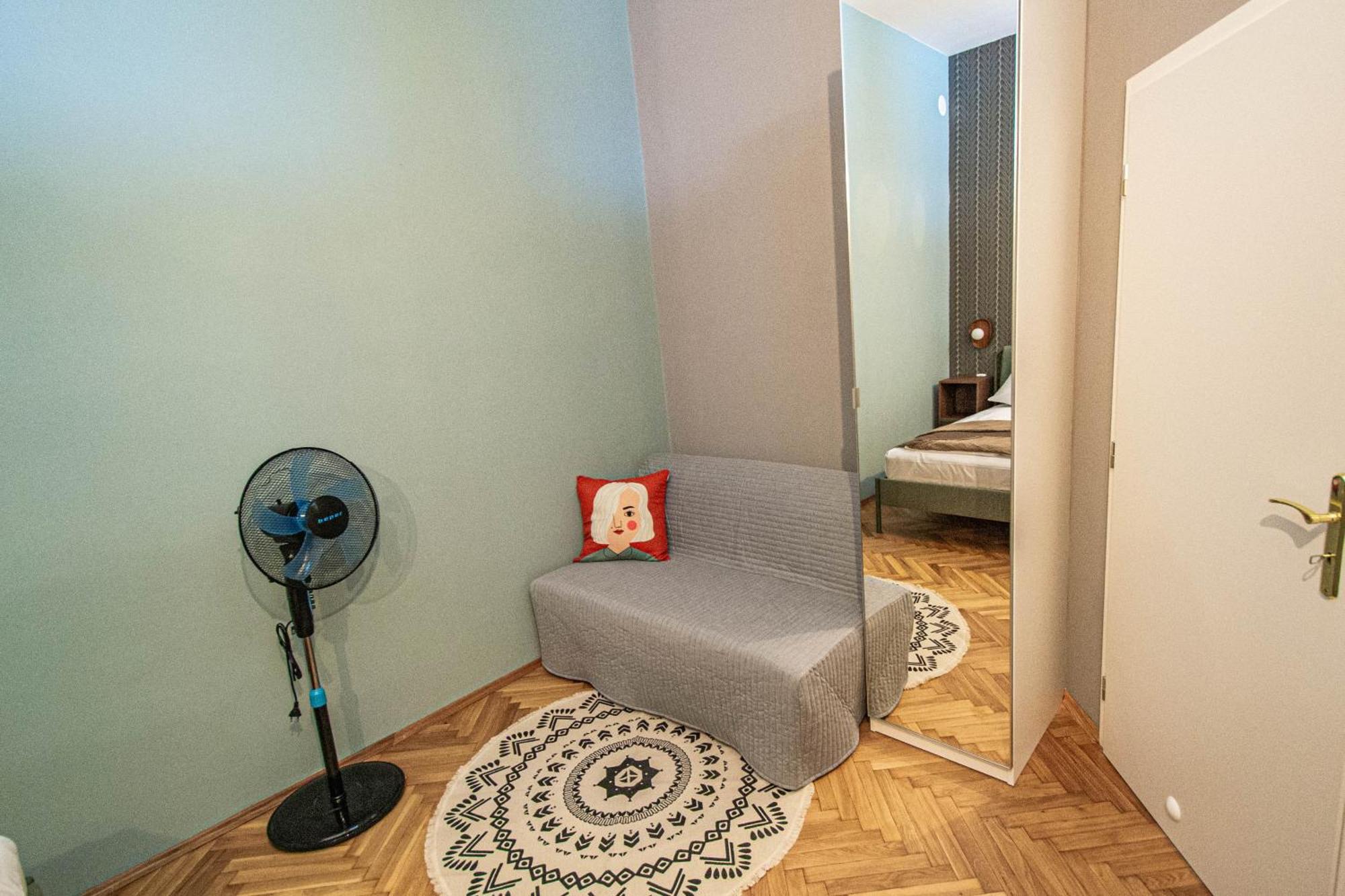 Appartamento Celebration Flat By Ruterra Praga Esterno foto