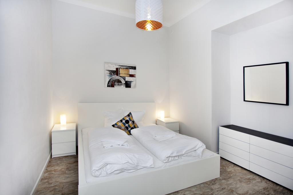 Appartamento Celebration Flat By Ruterra Praga Camera foto